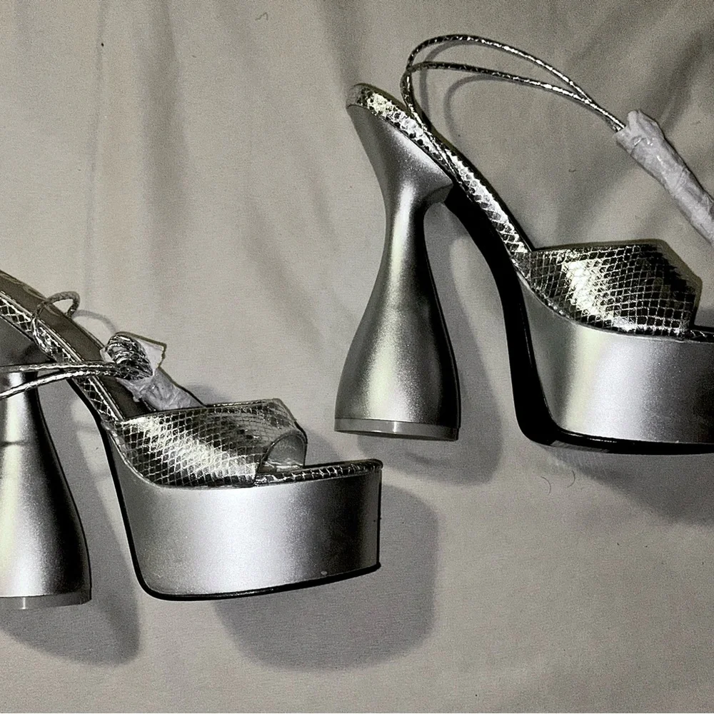 EGO Official - Bite Me Platform Heels - Picture 2 of 4